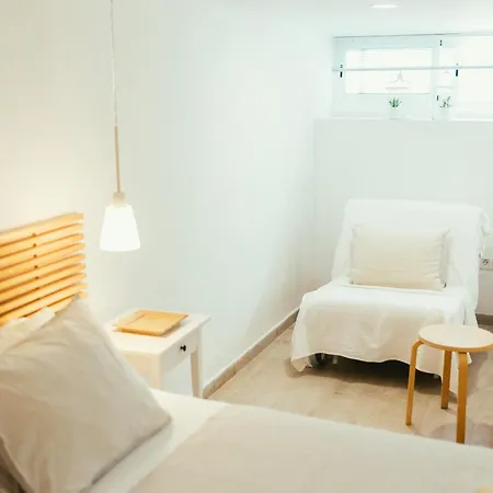Lägenhet Playa Chica - Comfy & Fresh Apt 2 Min To Beach *